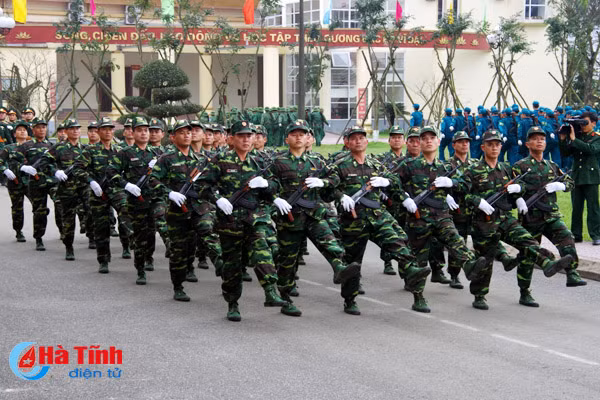 xem llvt ha tinh duyet doi ngu chuan bi mua huan luyen 2018