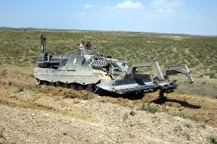 can canh xe cong binh tac chien hien dai pionerpanzer 3 kodiak