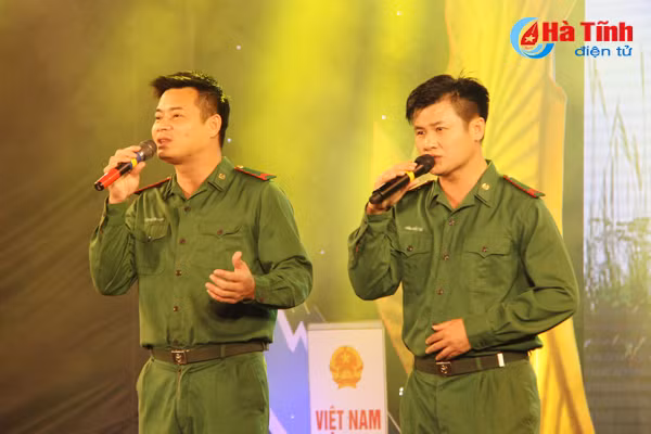 xuc dong chuong trinh nghe thuat sang mai ngoi sao xanh