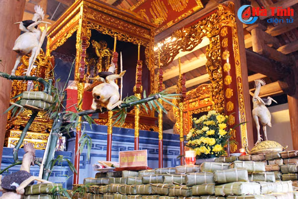2 000 chiec banh chung cung tien le gio vua mai