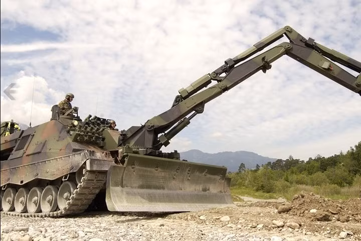 can canh xe cong binh tac chien hien dai pionerpanzer 3 kodiak