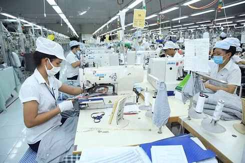 muc dong bhxh o viet nam la cao hay thap