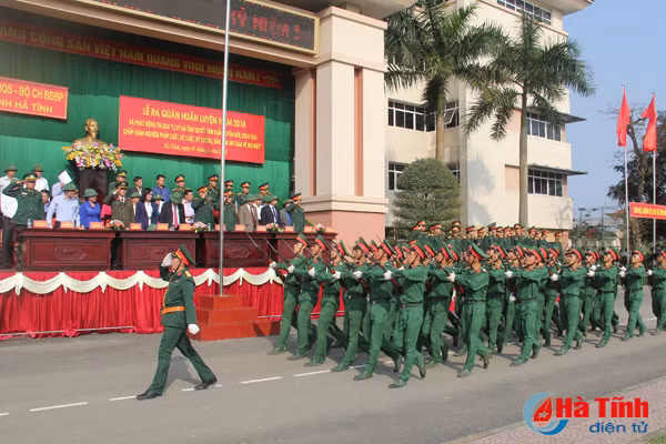 luc luong vu trang ha tinh ra quan huan luyen nam 2018