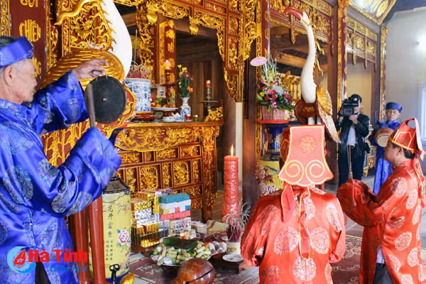 2 000 chiec banh chung cung tien le gio vua mai