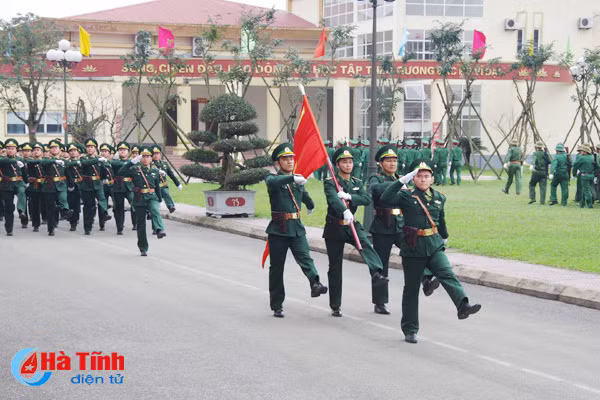xem llvt ha tinh duyet doi ngu chuan bi mua huan luyen 2018