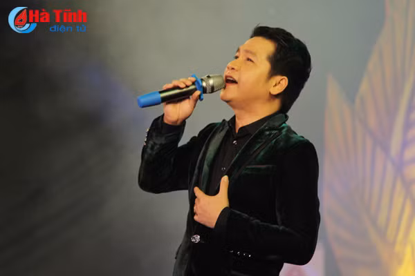xuc dong chuong trinh nghe thuat sang mai ngoi sao xanh