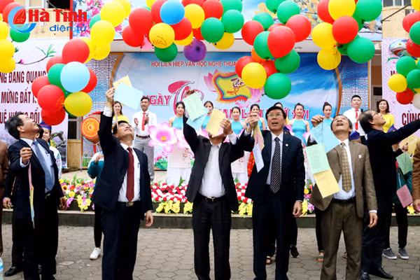 Hà Tĩnh khai mạc Ngày thơ Việt Nam lần thứ 17 
