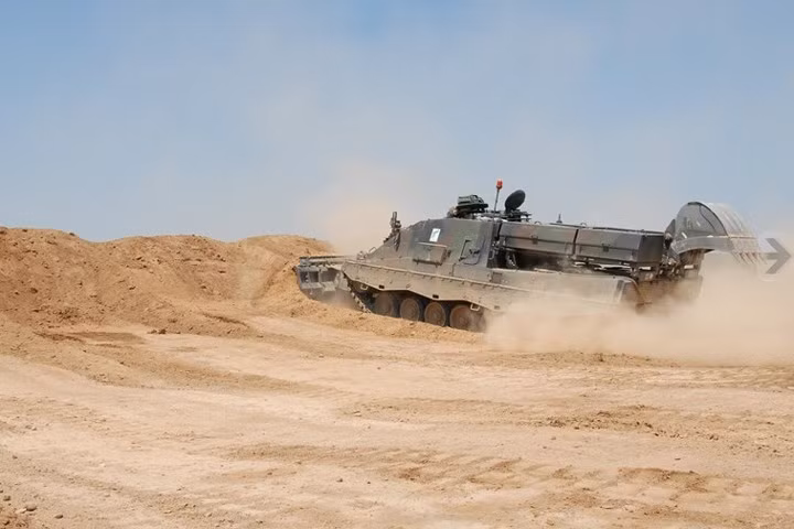 can canh xe cong binh tac chien hien dai pionerpanzer 3 kodiak