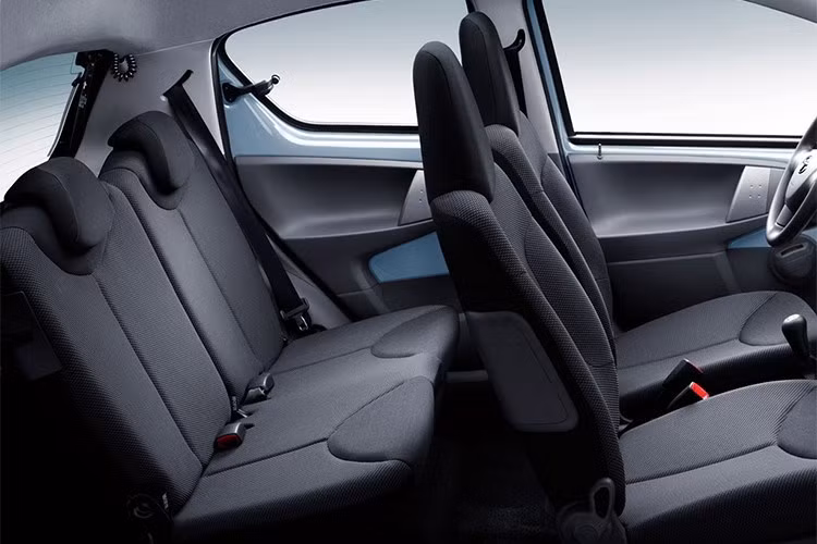 ngam chiec toyota aygo 2018 ngon it xang voi thiet ke doc dao