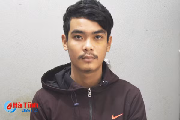 ga trai lang dien loan dam 6 nguoi trong thuong vi tu choi uong ruou