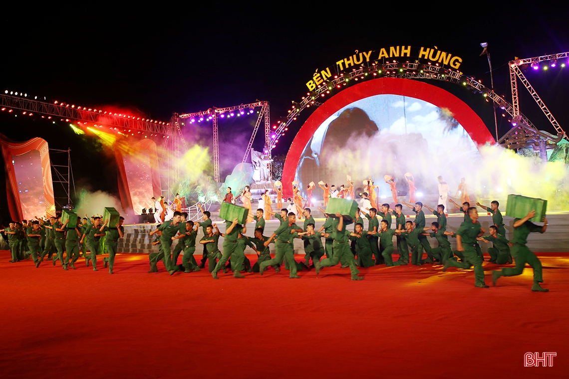 Hào hùng chương trình nghệ thuật “Bến Thủy anh hùng”