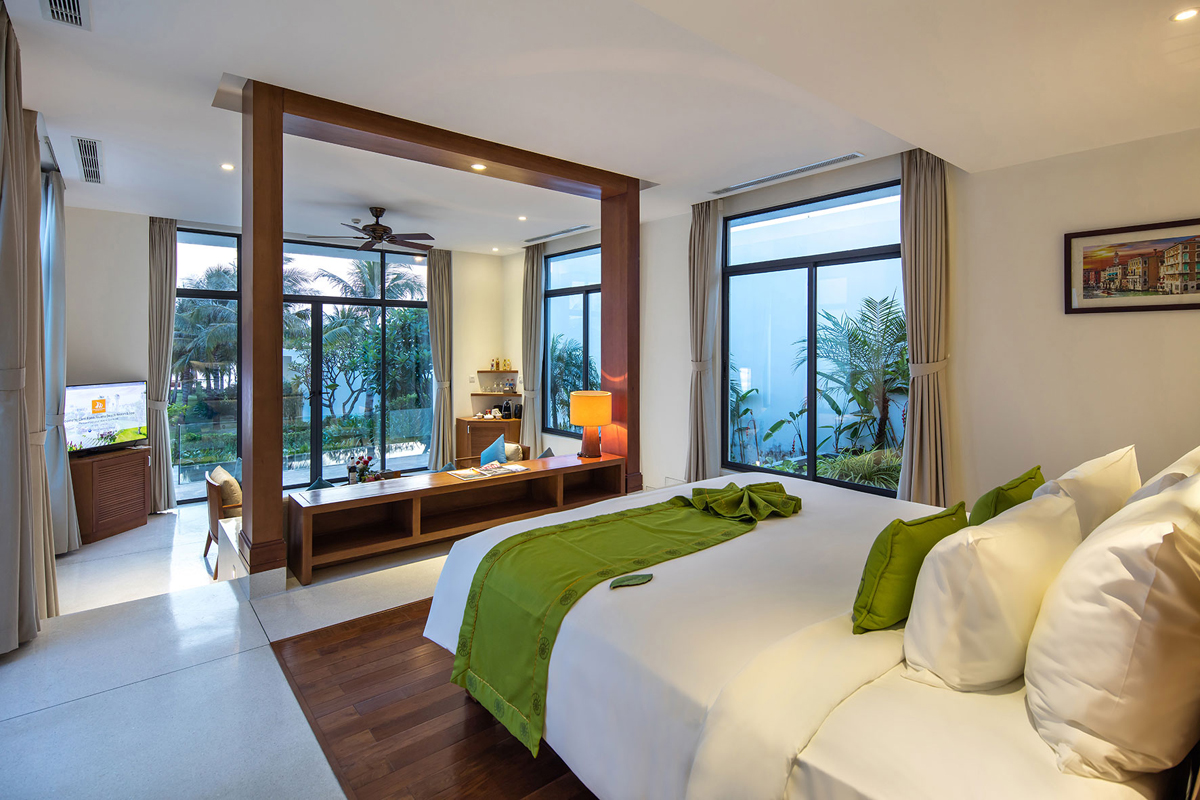 Khoảnh khắc Cam Ranh Riviera…