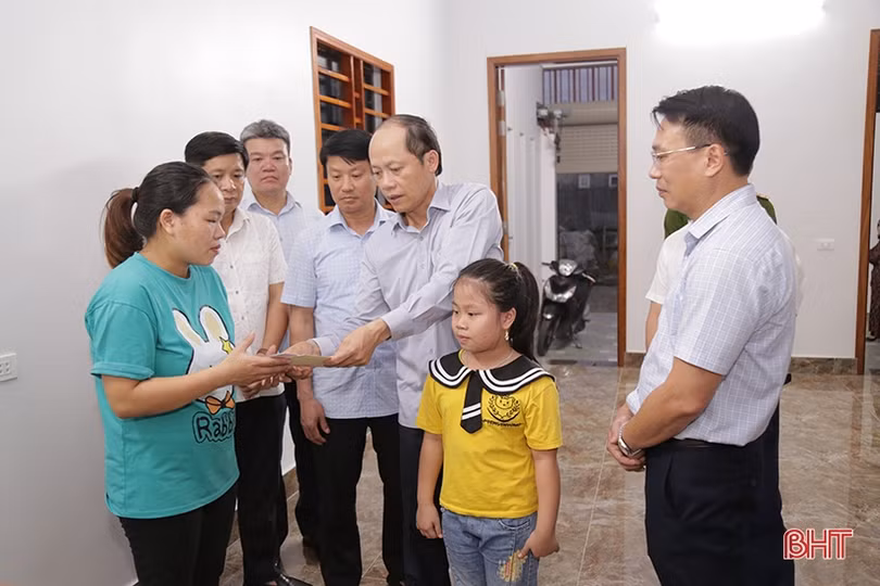 Thực hiện đồng bộ các giải pháp, kiềm chế tai nạn giao thông dịp cuối năm ở Hà Tĩnh