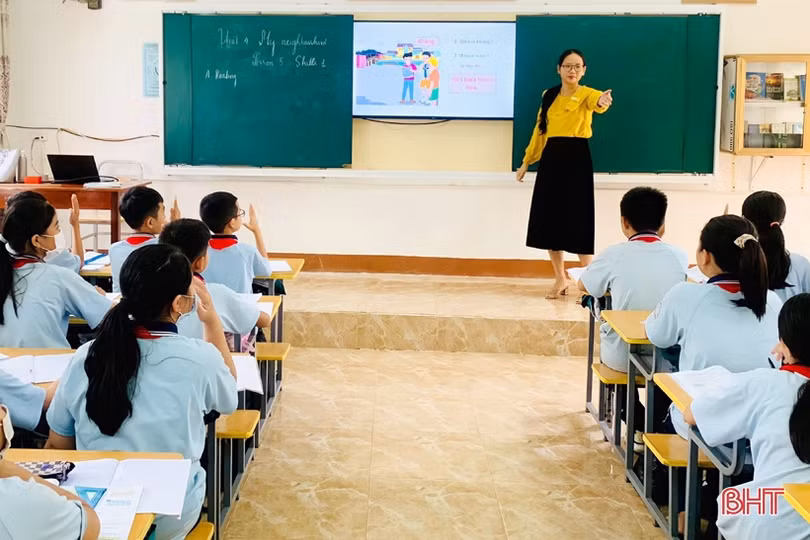 Cô giáo trường làng Hà Tĩnh được Trung ương Đoàn tuyên dương “Nhà giáo trẻ tiêu biểu