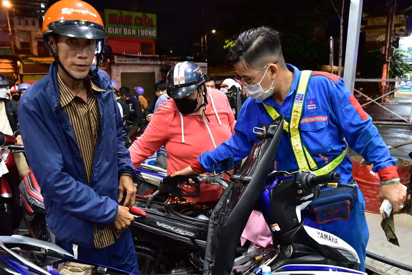 Giá xăng ngày mai có thể giảm