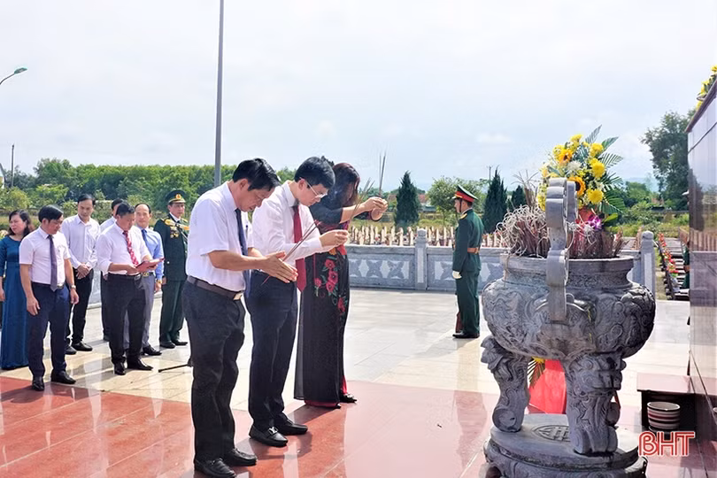 Nhiều hoạt động thiết thực kỷ niệm 155 thành lập huyện Hương Khê