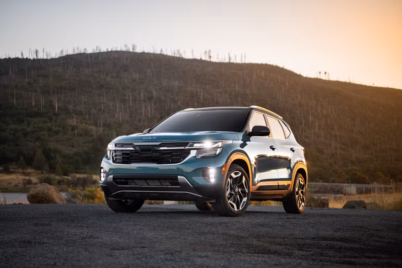 Kia Seltos 2024: Diện mạo mới hiện đại hơn, nâng cấp nội thất và động cơ
