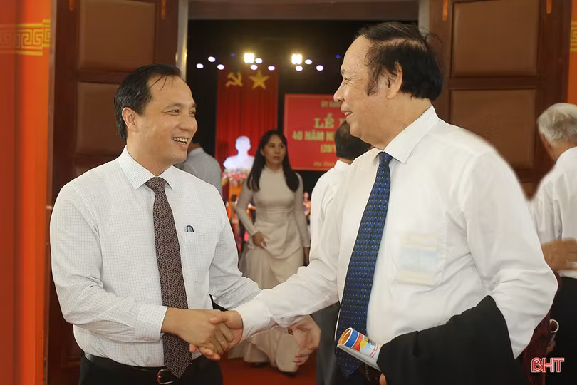 Ngôi trường có 2 giáo viên được phong tặng danh hiệu Nhà giáo ưu tú