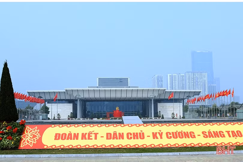 Toàn cảnh Đại hội đại biểu toàn quốc lần thứ XIII của Đảng