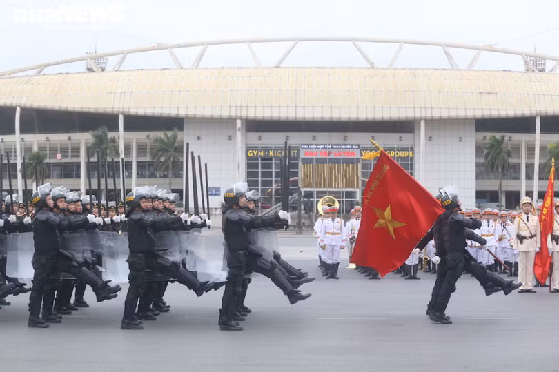Lực lượng công an thiết lập trạng thái “sẵn sàng mới” bảo vệ Đại hội Đảng XIII