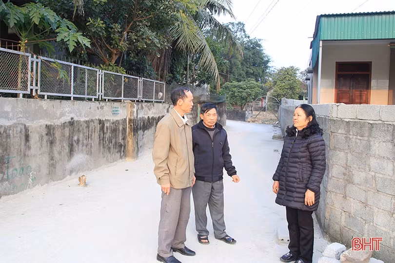 Vẹn tròn “2 vai” ở thôn gần 3.100 nhân khẩu của huyện ven biển Hà Tĩnh