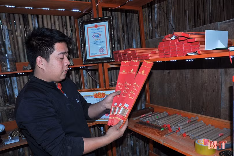 Làng trầm hương nổi tiếng Hà Tĩnh có những sản phẩm đặc biệt nào?