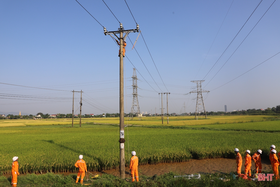 Tổng Công ty Điện lực Miền Bắc diễn tập phòng chống thiên tai, xử lý sự cố tại Hà Tĩnh