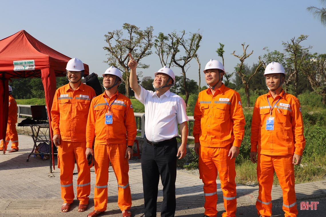 Tổng Công ty Điện lực Miền Bắc diễn tập phòng chống thiên tai, xử lý sự cố tại Hà Tĩnh