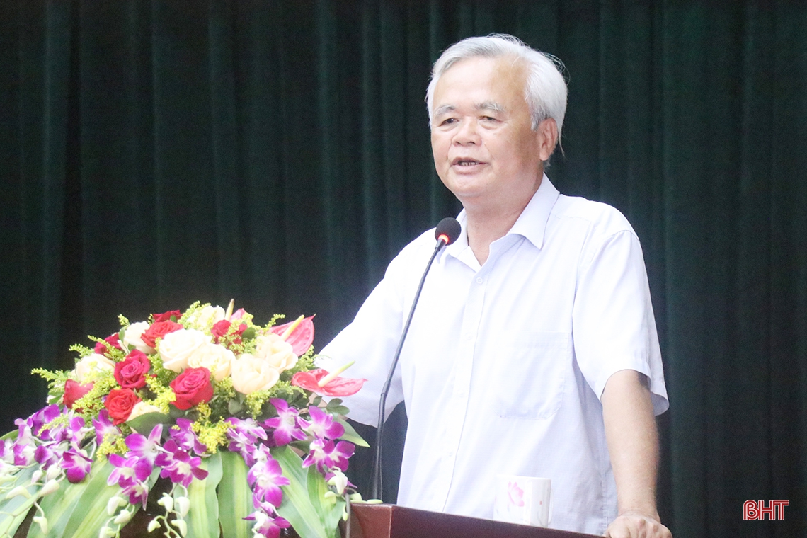 Nêu cao tinh thần, trách nhiệm của người đại biểu dân cử