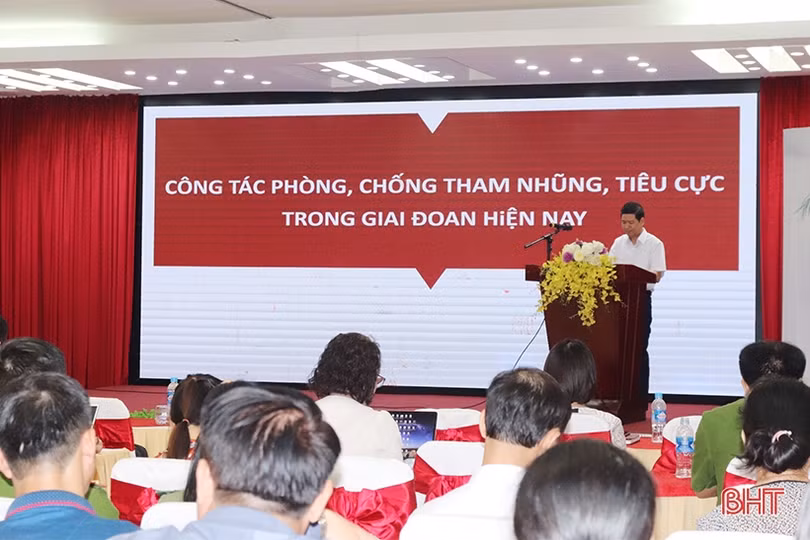 Nâng cao kiến thức công tác bồi thường Nhà nước và phòng chống tham nhũng