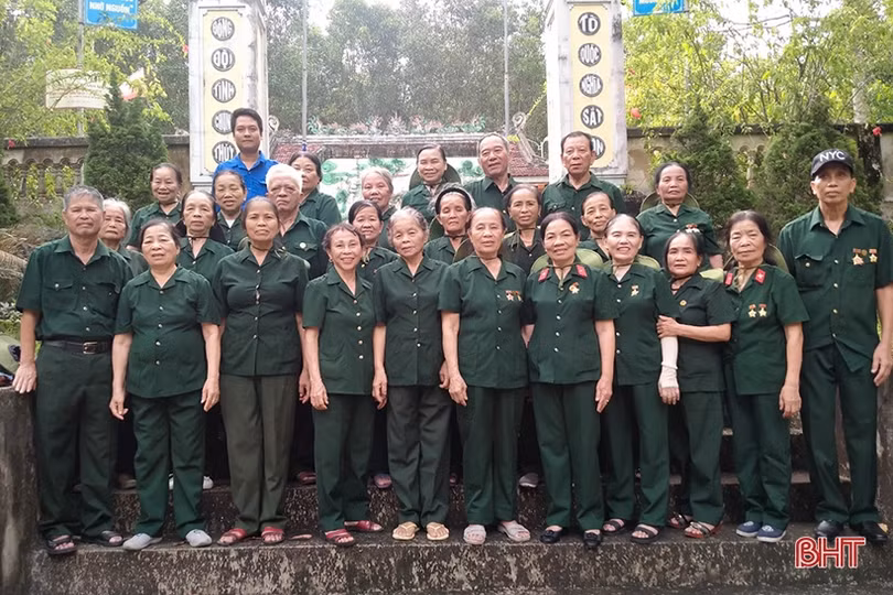 Trầm tích trên đồi Con Công