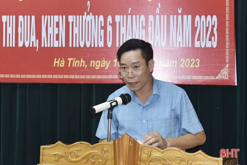 Ra sức thi đua, góp phần hoàn thành các mục tiêu phát triển của tỉnh