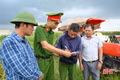 Hà Tĩnh tăng cường kiểm soát, không để xảy ra tình trạng ép giá máy gặt vụ hè thu