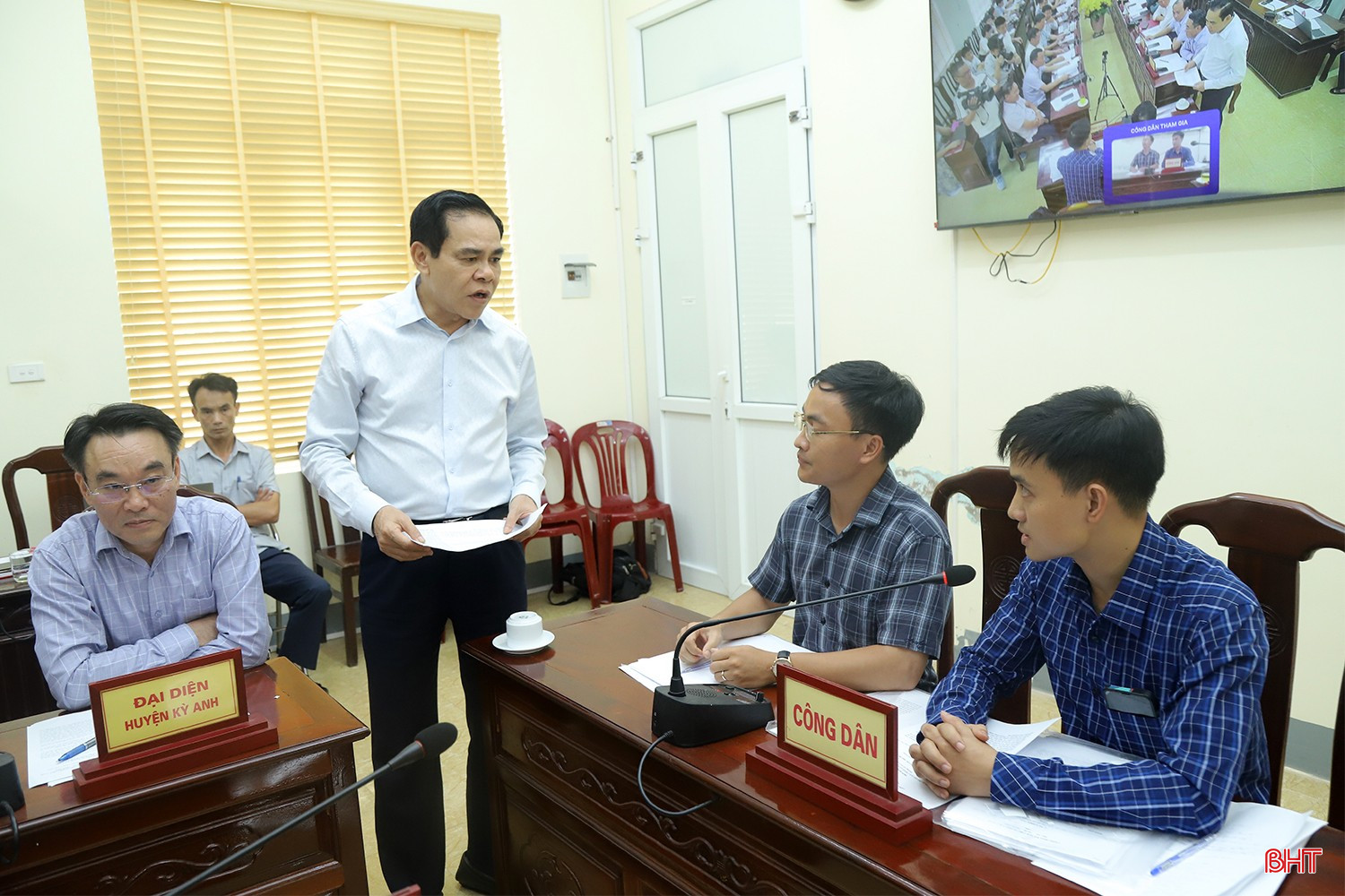 bqbht_br_tiep-cong-dan-16.jpg