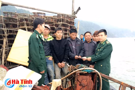 cuu song thanh cong 5 ngu dan bi song bien danh chim