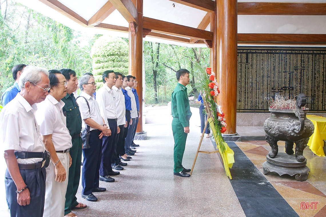 Khai mạc Tuần văn hóa “Linh thiêng Đồng Lộc”
