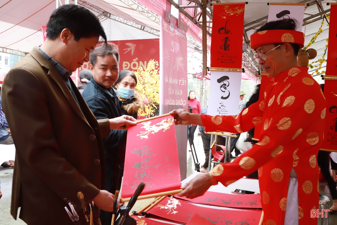 “Chợ tết 0 đồng cho người có hoàn cảnh khó khăn” ở Hà Tĩnh