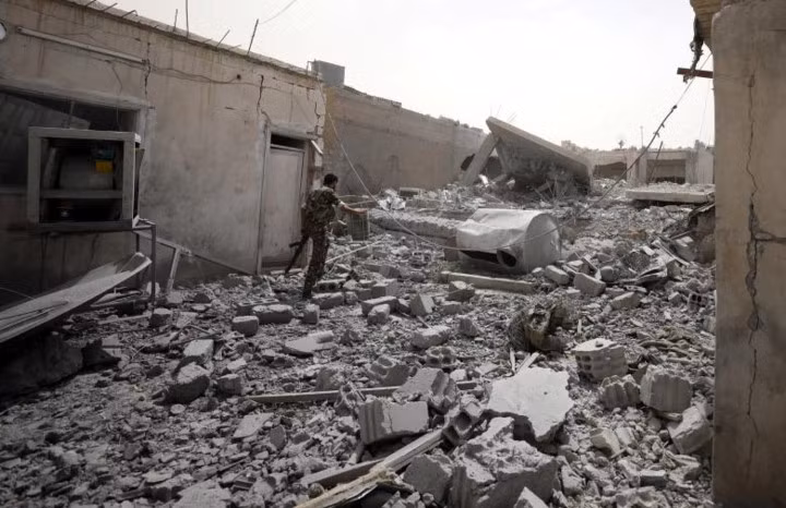 photo duong toi thu do raqqa cua to chuc nha nuoc hoi giao is