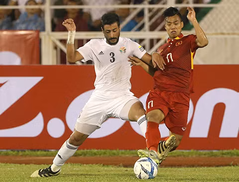thu mon van lam toa sang viet nam chia diem voi jordan