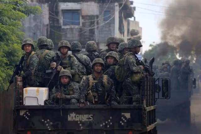 ben trong cuoc chien gianh lai marawi cua quan doi philippines