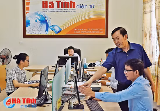bao ha tinh dien tu tren hanh trinh da phuong tien da nen tang