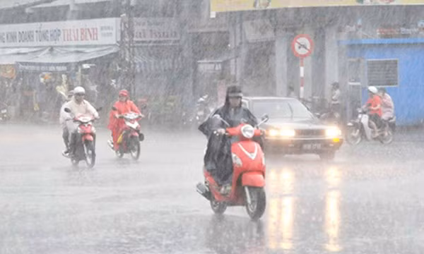 nuoc mua ngo sach ma ban va nguy hiem den khong ngo