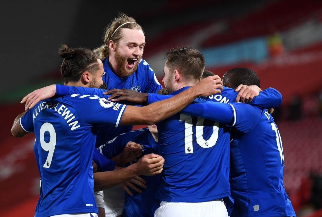Liverpool thua trận thứ tư liên tiếp ở Premier League