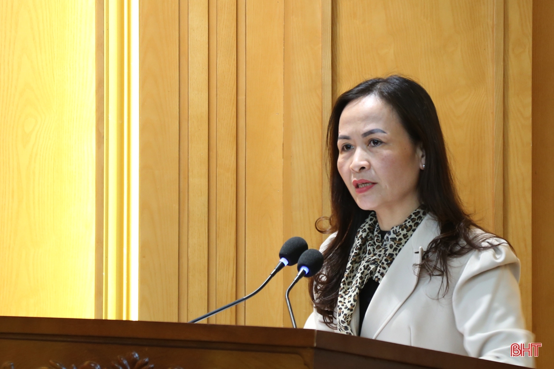 Tiếp tục đổi mới phương thức làm việc, phát huy trách nhiệm cán bộ, đảng viên nhằm nâng cao hiệu quả tham mưu, phục vụ
