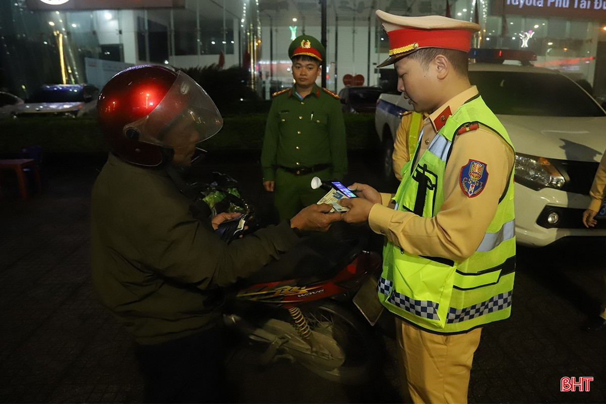 bqbht_br_nong-do-con-10b.jpg