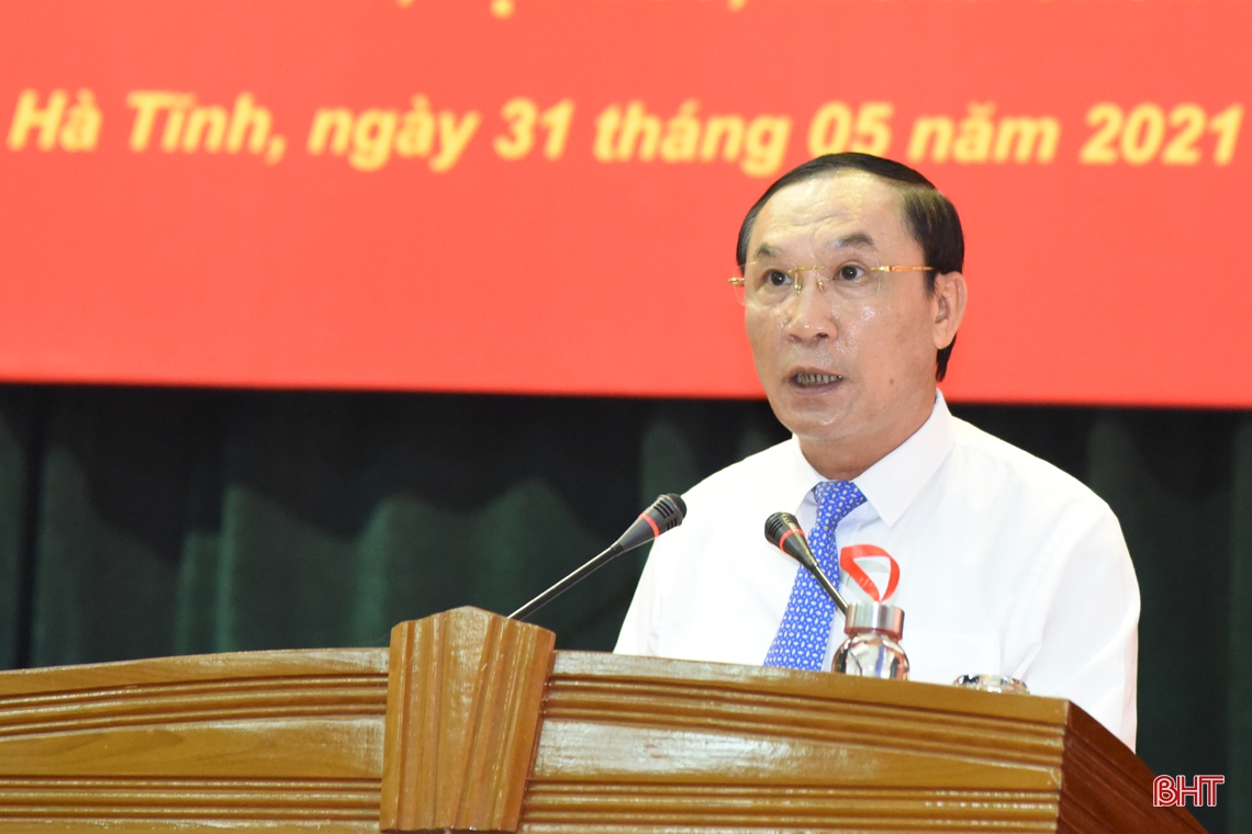 Hà Tĩnh tiếp tục triển khai nghiêm túc, hiệu quả Nghị quyết Trung ương 4 gắn với Chỉ thị 05 của Bộ Chính trị