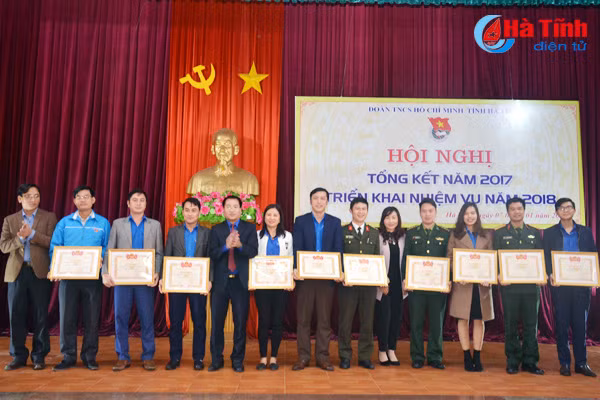 to chuc doan can hop it noi thuyet phuc lam hieu qua