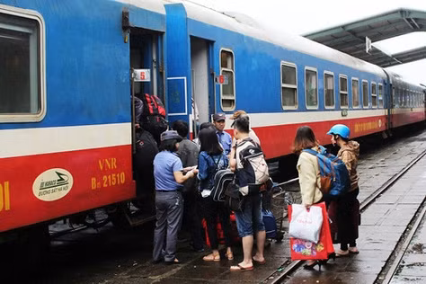 de xuat 6 doi tuong duoc mien giam gia ve tau