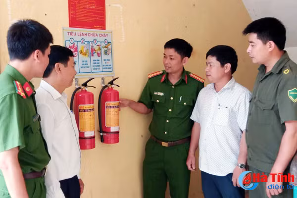 canh sat phong chay ha tinh chi cach tranh hoa hoan dip tet