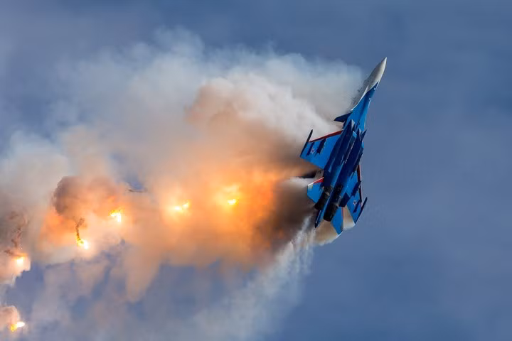 uy luc kinh hoang sieu tiem kich da nhiem su 30 cua nga